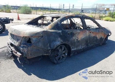 2008 Honda Accord 2.4 Ex-L z USA, uszkodzony, nr VIN 1HGCP268X8A013427